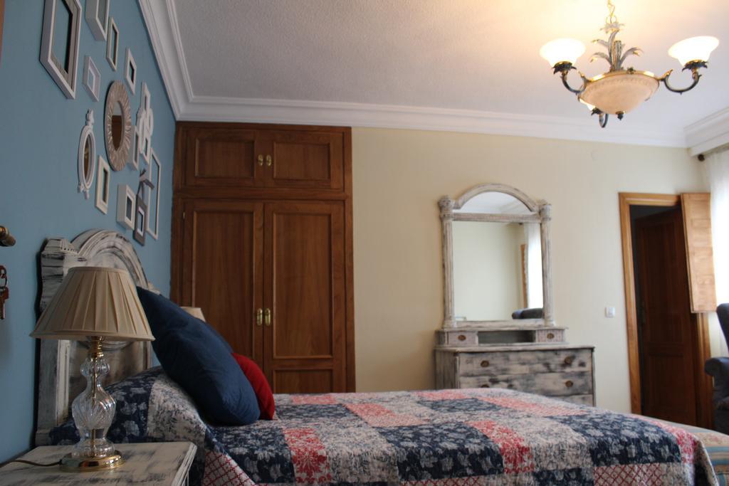 Hostal-Restaurante Fogon De Gredos Guisando Εξωτερικό φωτογραφία